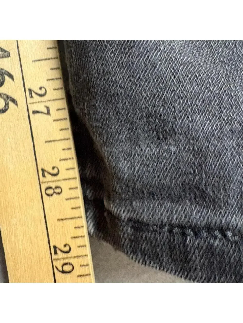 Levis 514 Straight Leg Jeans Mens 34x30 Black Distressed Ripped Denim